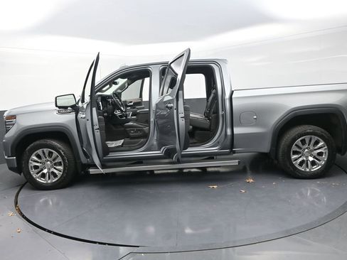 Used 2023 GMC Sierra 1500 Denali w/ Technology Package image 33