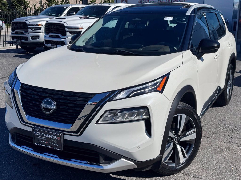 Used 2023 Nissan Rogue Platinum w/ Platinum Premium Package AWD/4WD image 3