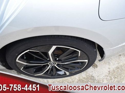 Used 2024 Nissan Altima 2.5 SR FWD image 14