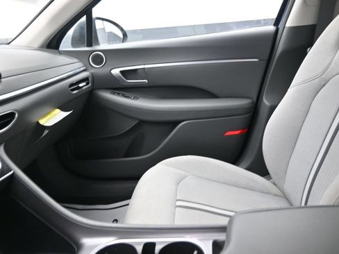 Used 2021 Hyundai Sonata SEL FWD image 11