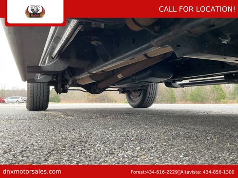 Used 2017 RAM 1500 Express w/ Black Ram 1500 Express Group image 12