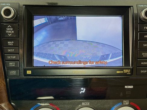 Used 2010 Toyota Tundra Limited image 14