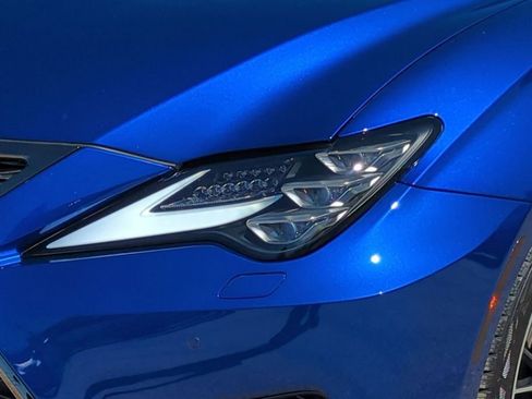 Used 2022 Lexus RC F w/ Premium Package RWD image 21