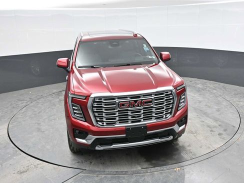 New 2026 GMC Yukon XL Denali w/ Sun & Power Step Package AWD/4WD image 17