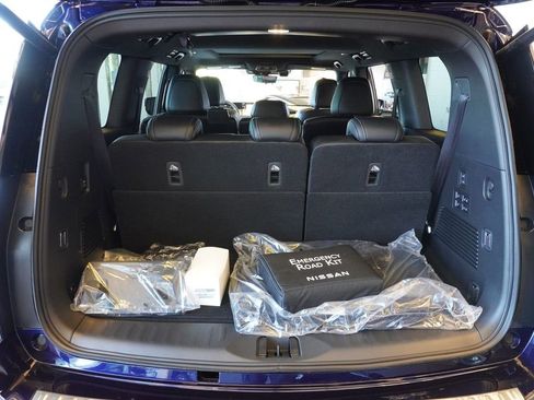 Used 2025 Nissan Armada PRO-4X w/ Pro-4X Premium Package image 8