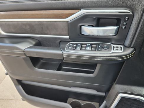 Used 2023 RAM 2500 Laramie image 28