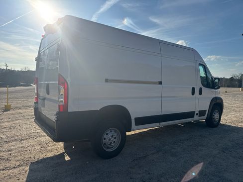 Used 2018 RAM ProMaster 2500 image 5