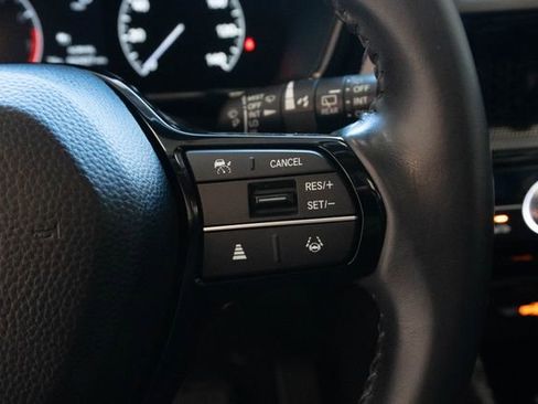 Used 2023 Honda CR-V EX-L image 23