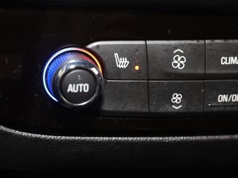 Used 2023 Buick Enclave Essence w/ Experience Buick Package AWD/4WD image 8