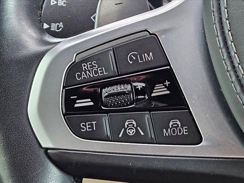Used 2020 BMW X7 M50i AWD/4WD image 21