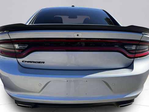 Used 2021 Dodge Charger SXT w/ Blacktop Package image 15