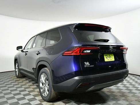 New 2026 Toyota Grand Highlander Limited image 13