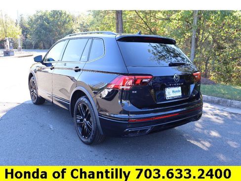 Used 2022 Volkswagen Tiguan SE R-Line image 5