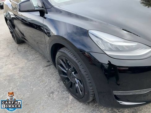 Used 2023 Tesla Model Y Long Range AWD/4WD image 83