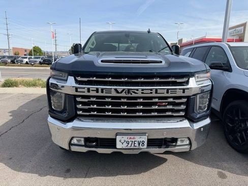 Used 2022 Chevrolet Silverado 3500 LTZ w/ LTZ Plus Package image 2