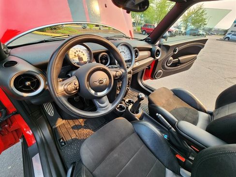 Used 2013 MINI Cooper S w/ Sport Pkg FWD image 38