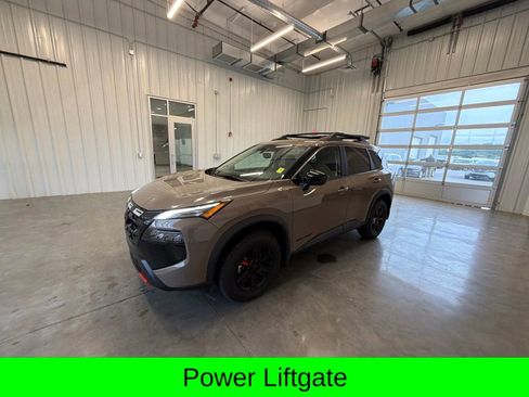 Used 2025 Nissan Rogue SV w/ Rock Creek Premium Package AWD/4WD image 8