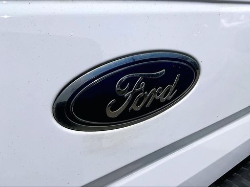 Used 2016 Ford F150 XL w/ Equipment Group 101A Mid image 10