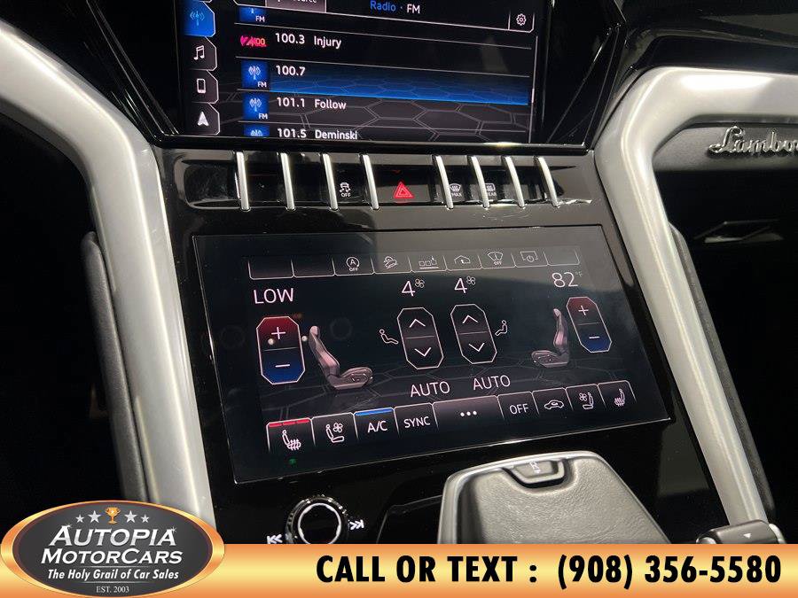 Used 2020 Lamborghini Urus AWD/4WD image 37