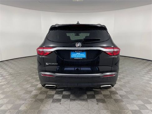 Used 2020 Buick Enclave Premium w/ Sun and Sites Package image 22