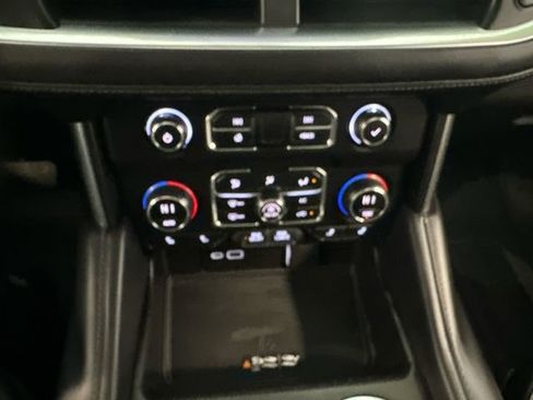 Used 2021 Chevrolet Suburban Z71 w/ Rear Media and Nav Package image 28