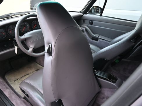 Used 1997 Porsche 911 Carrera 4 image 27
