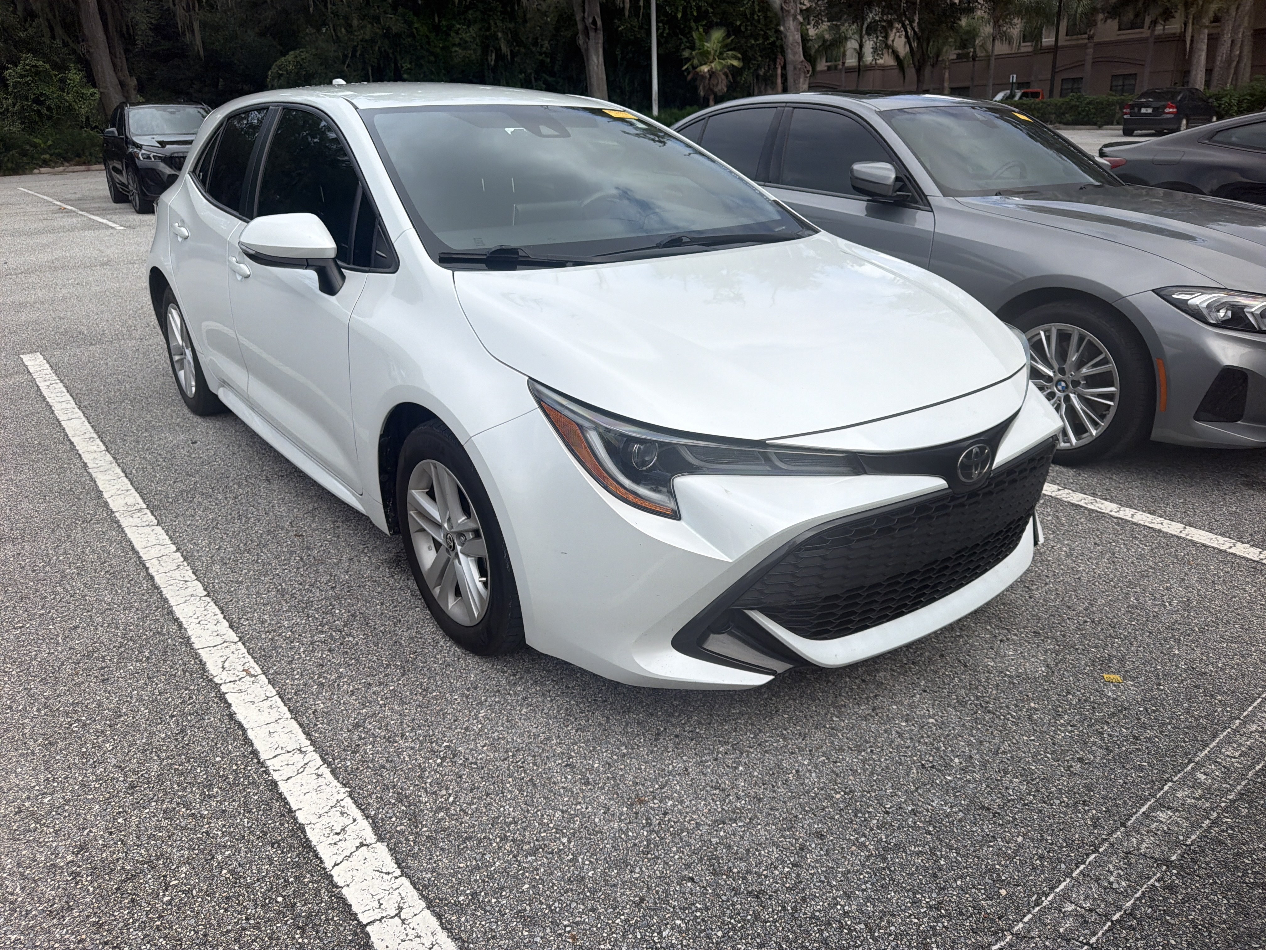 Used 2022 Toyota Corolla SE FWD image 1
