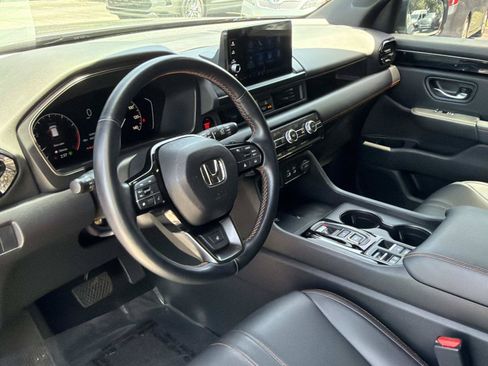 Used 2024 Honda Pilot TrailSport image 32