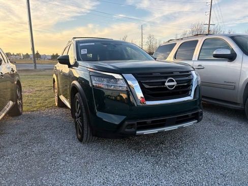 Certified 2024 Nissan Pathfinder Platinum w/ Cargo Package image 1
