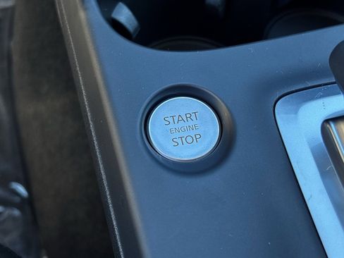 New 2025 INFINITI QX50 Luxe image 11