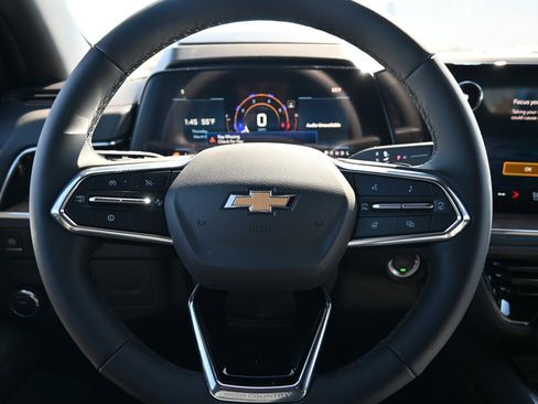 Used 2025 Chevrolet Tahoe High Country image 17