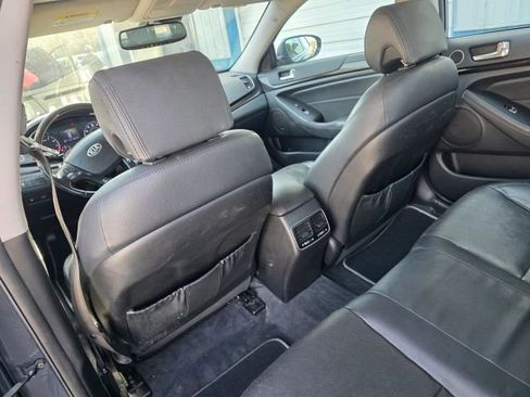 Used 2014 Kia Cadenza Premium image 19