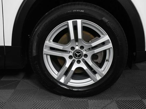 Certified 2022 Mercedes-Benz GLB 250 4MATIC image 37
