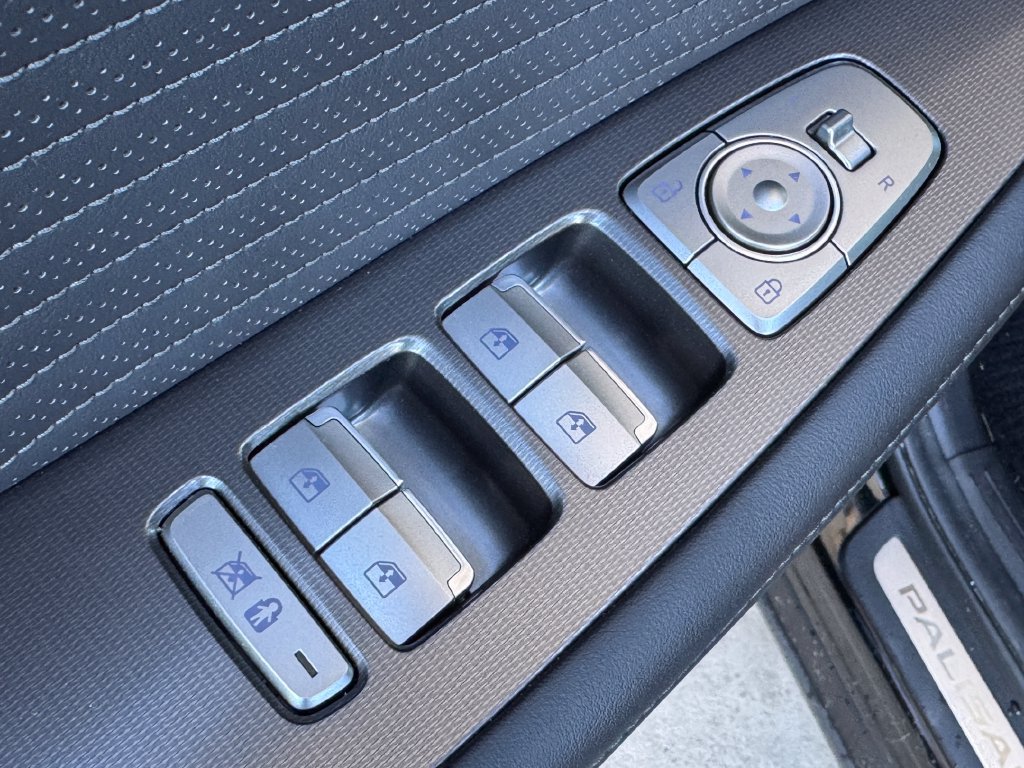Used 2025 Hyundai Palisade Calligraphy AWD/4WD image 19