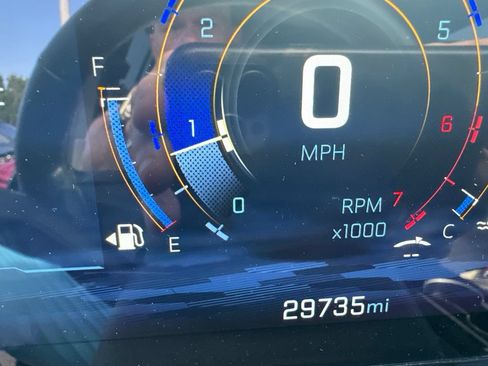 Used 2025 Chevrolet Equinox LT w/ Safety and Technology Package FWD image 14