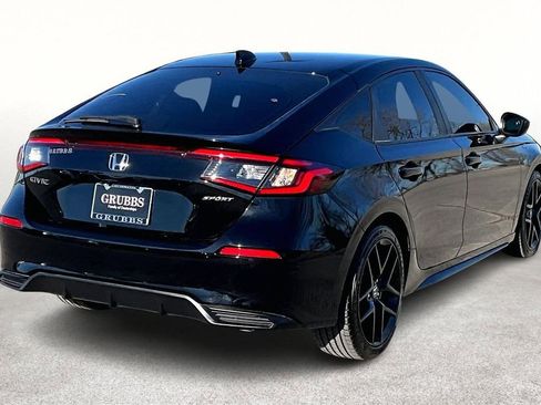 Used 2025 Honda Civic Sport image 2