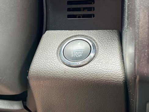 Used 2021 Ford Expedition Max Limited image 38