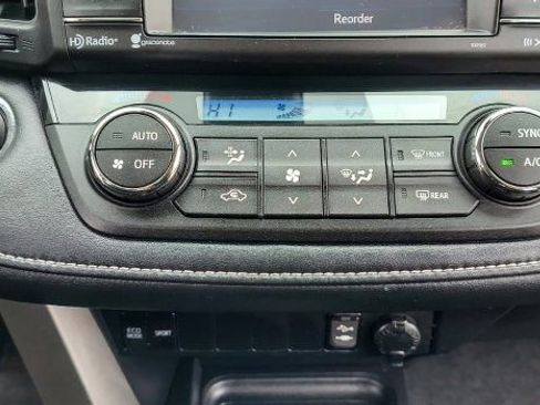 Used 2018 Toyota RAV4 XLE image 19