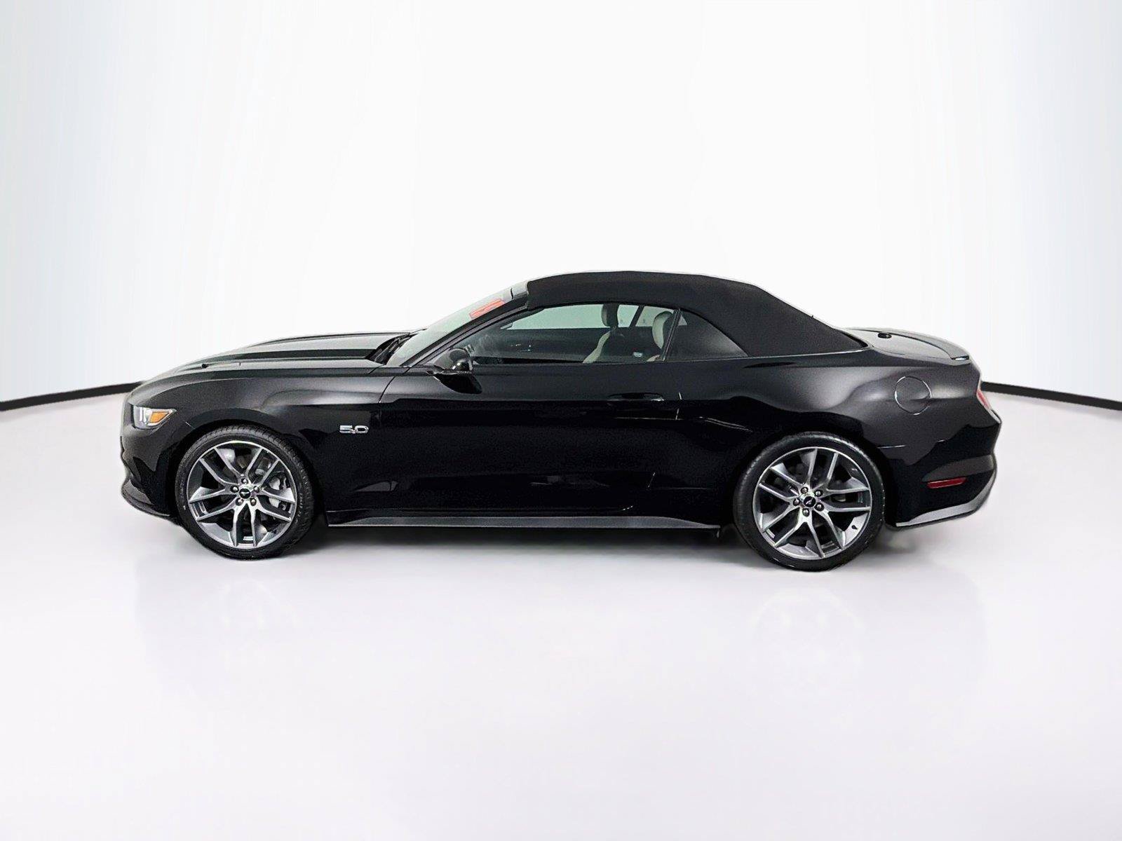 Used 2015 Ford Mustang GT Premium w/ Equipment Group 401A RWD image 8