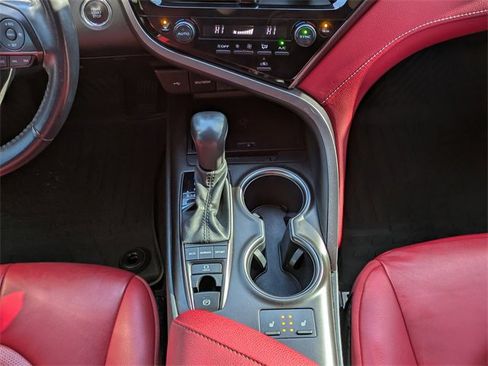 Used 2021 Toyota Camry XSE image 17