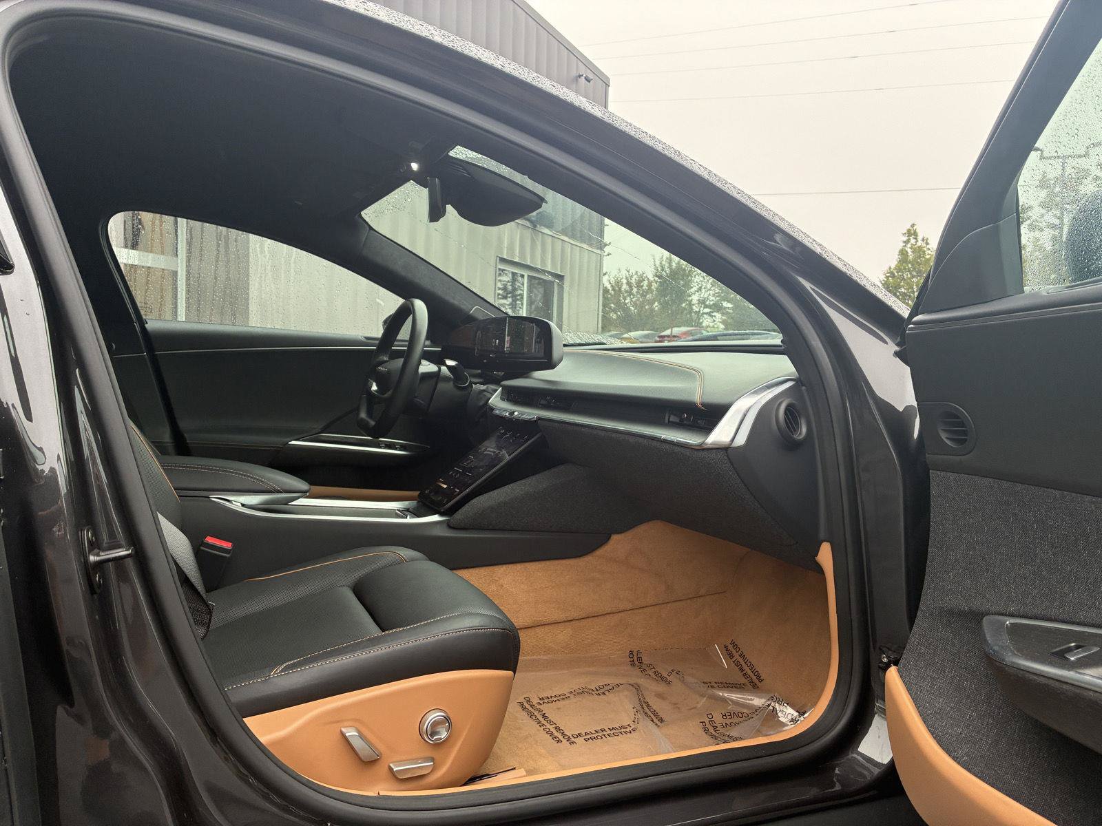 Used 2024 Lucid Air Touring AWD/4WD image 18