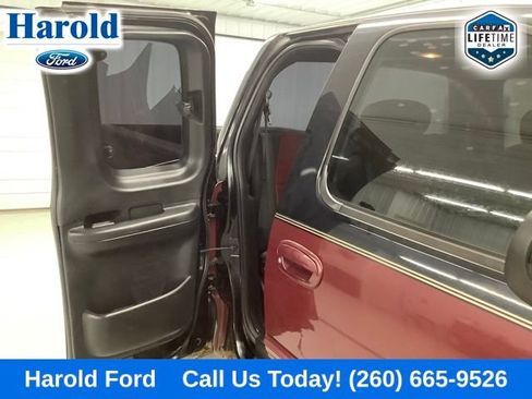 Used 2003 Ford F150 XLT image 9