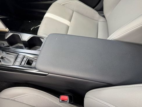 Used 2025 Toyota Camry SE w/ Convenience Package FWD image 27