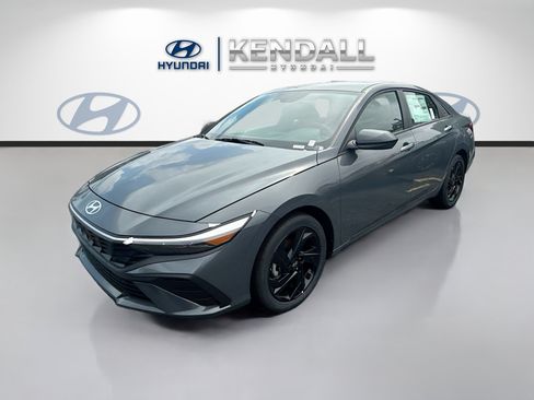 New 2026 Hyundai Elantra Sport FWD image 3