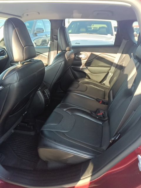 Used 2020 Jeep Cherokee Limited AWD/4WD image 7