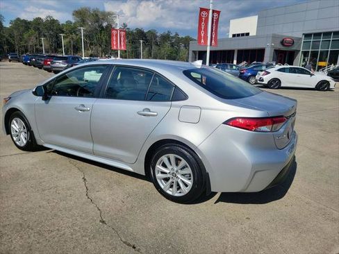 Certified 2026 Toyota Corolla LE w/ LE Premium Package image 3