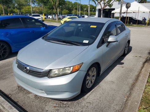 Used 2012 Honda Civic LX image 3