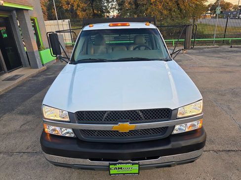 Used 2003 Chevrolet Silverado 3500 2WD Regular Cab image 51