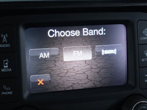 Used 2020 Jeep Wrangler Unlimited Sport AWD/4WD image 25