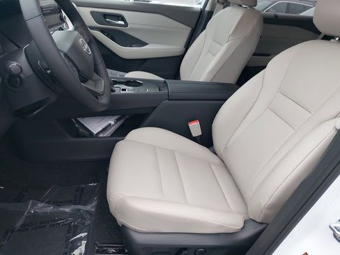 New 2026 Nissan Rogue SV w/ SV Premium Package image 12